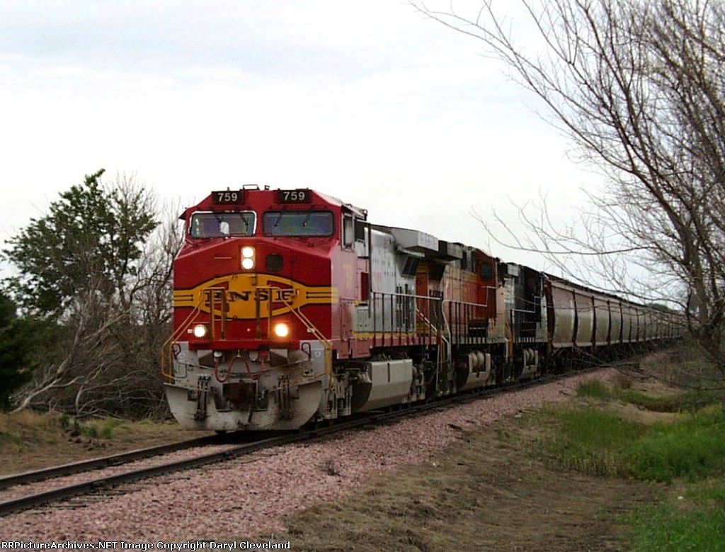 BNSF 759